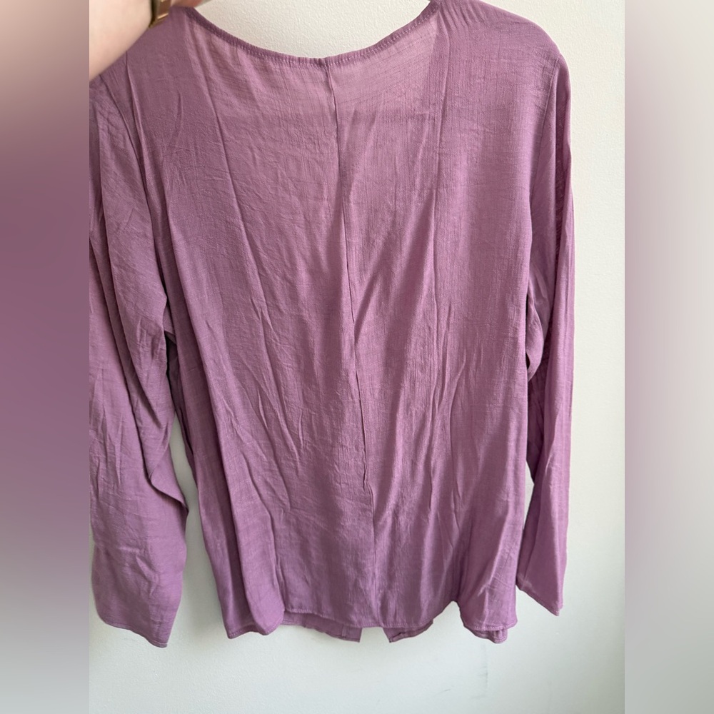 Women's Purple Button-Up Top - Picture 2 of 3